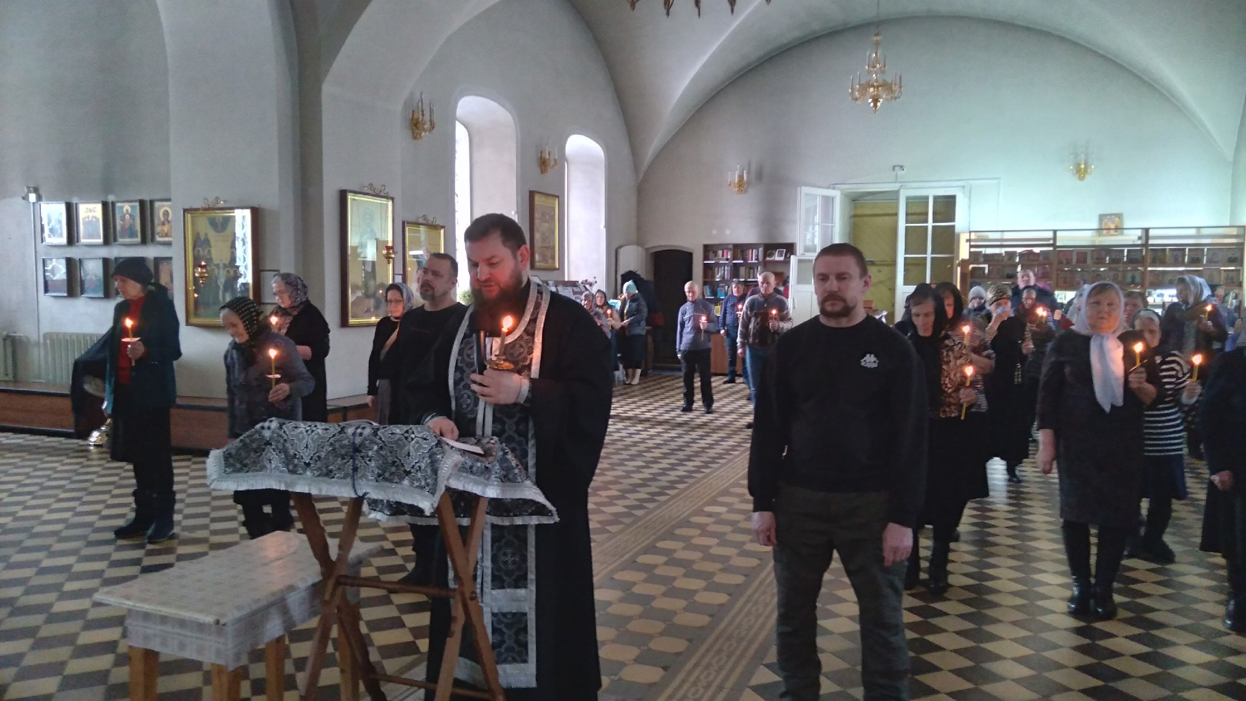 24 февраля 2026 года, во вторник первой седмицы Великого поста, совершено великое повечерие в храме Иоанна Богослова п. Игра